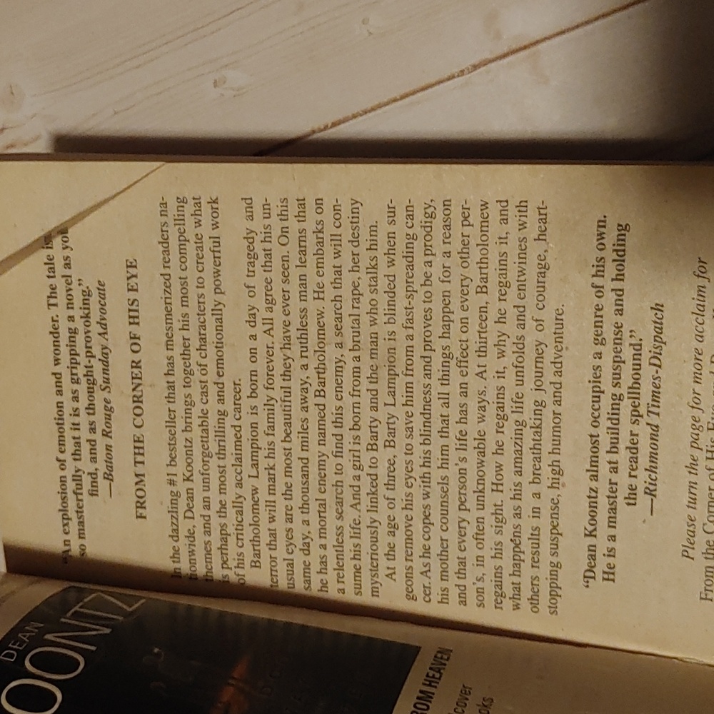 From The Corner Of His Eye By Dean Koontz Paperback 2000 - Picture 2 of 8
